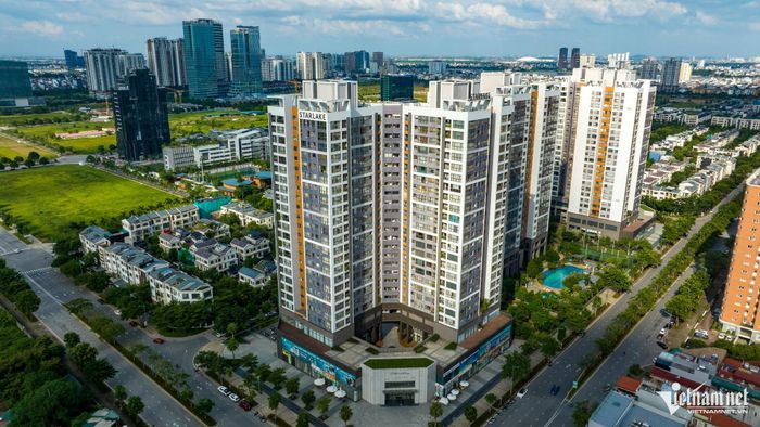 Theo cơ quan thuế, nộp thuế sử dụng đất phi nông nghiệp với căn hộ chung cư là nghĩa vụ bắt buộc. Ảnh: Hoàng Hà