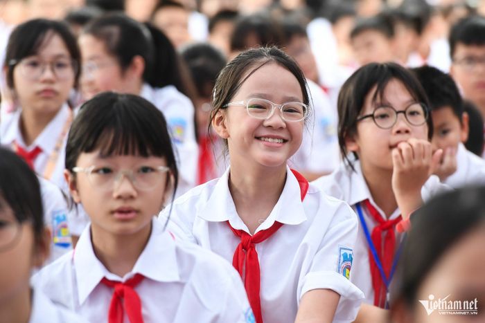 Học sinh một trường học ở Hà Nội. Ảnh: Thạch Thảo.