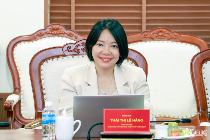 Bà Thái Thị Lệ Hằng – Tỉnh ủy viên, Giám đốc Sở Văn hóa, Thể thao và Du lịch tỉnh Khánh Hòa trao đổi với PV Báo VietNamNet. Ảnh: Xuân Ngọc
