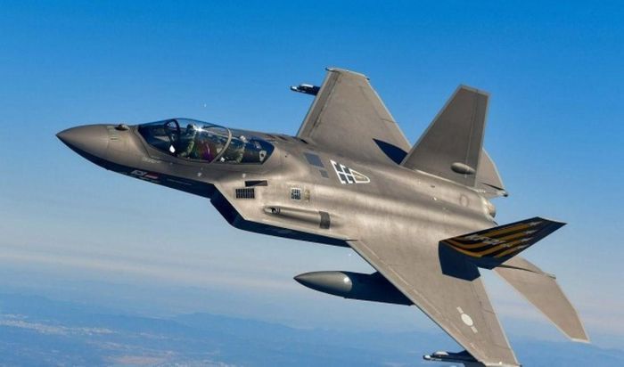 Tiêm kích KF-21 Hàn Quốc trong một chuyến bay thử nghiệm. Ảnh: Yonhap News/g-enews.com