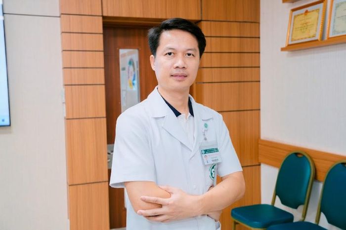 Bác sĩ Nguyễn Văn Trung. Ảnh: Thế Anh.
