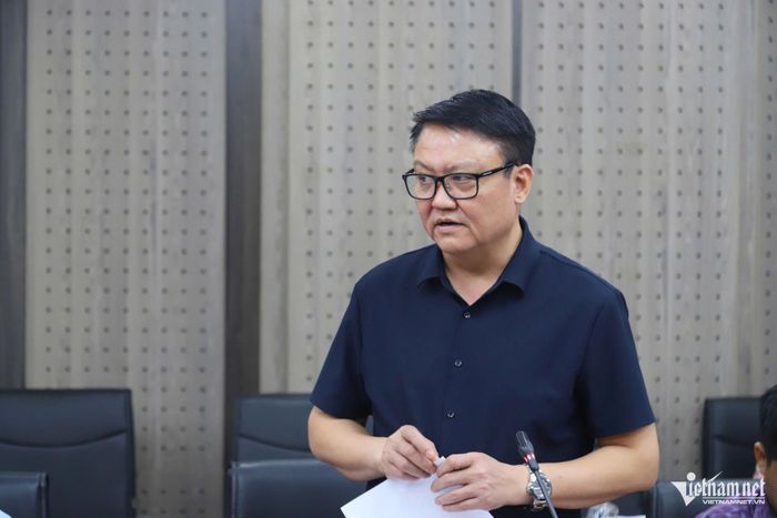 Đại diện Học viện Dân tộc và Tôn giáo phát biểu ý kiến tại cuộc họp