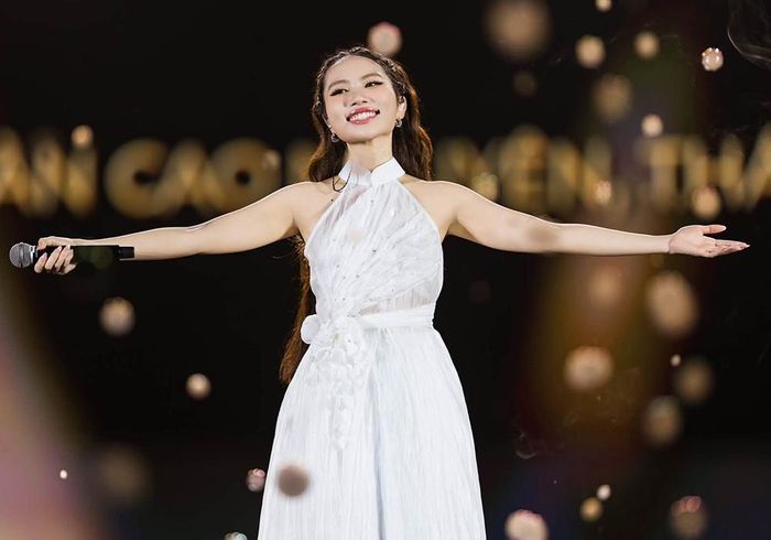Phương Mỹ Chi gặt hái nhiều thành công ở tuổi 23.