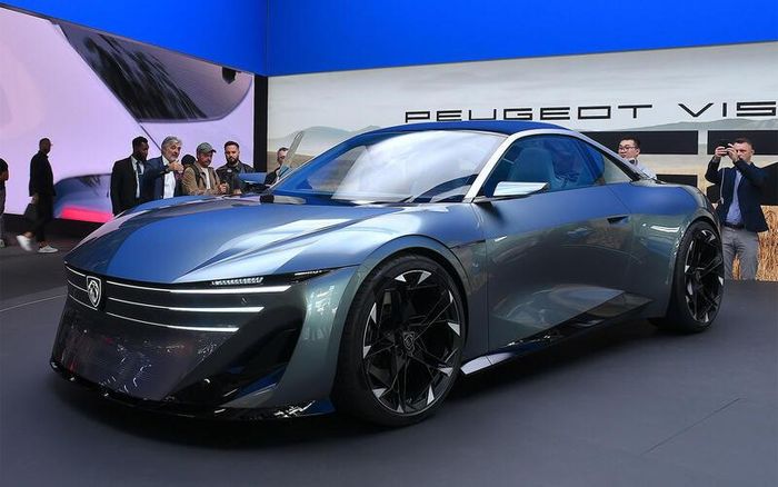 Peugeot RCZ.