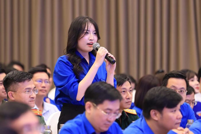 Em Khổng Yến Chi, sinh viên tốt nghiệp Học viện Ngân hàng. Ảnh: Nhật Bắc