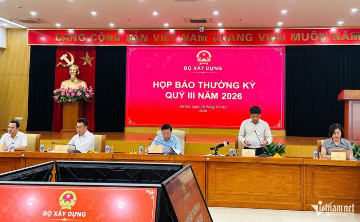 Họp báo thường kỳ quý III/2026 của Bộ Xây dựng ngày 15/10. Ảnh: Hồng Khanh