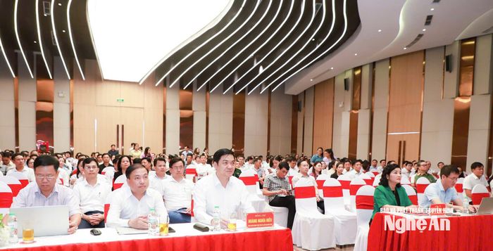 Hội nghị tập huấn nghiệp vụ kiểm tra, giám sát, thi hành kỷ luật Đảng cho cán bộ cơ sở. Ảnh: CSCC