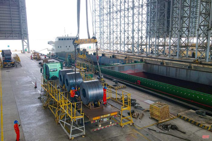 FHS định kỳ phối hợp với Trung tâm Dịch vụ việc làm Hà Tĩnh để tuyển dụng nhân lực.