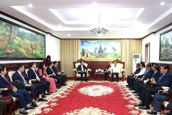 Toàn cảnh buổi gặp mặt.