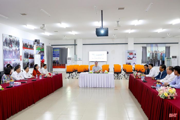 Đoàn công tác làm việc tại Khu kinh tế đặc biệt Savannakhet.