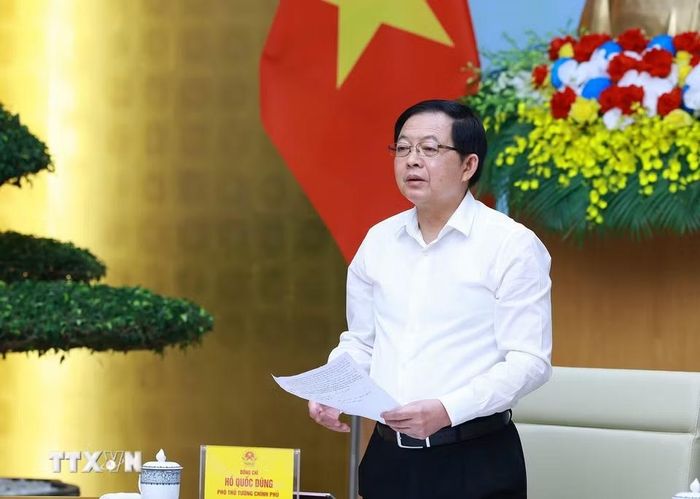 Phó Thủ tướng Hồ Quốc Dũng, Phó Trưởng ban Thường trực Ban Chỉ đạo Trung ương thực hiện Chương trình mục tiêu quốc gia phát triển văn hóa-xã hội, nông thôn, dân tộc và miền núi giai đoạn 2026-2035 phát biểu. (Ảnh: Dương Giang/TTXVN) ​