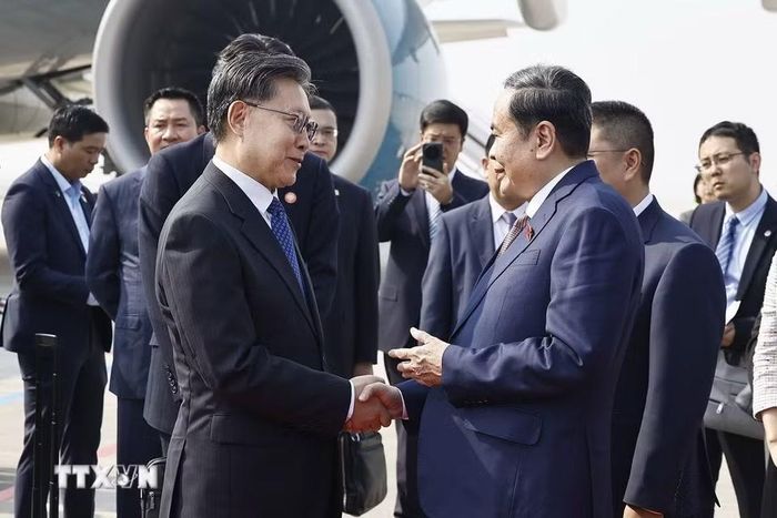 Lễ tiễn Chủ tịch Quốc hội Trần Thanh Mẫn tại Sân bay quốc tế Hàm Dương, thành phố Tây An, tỉnh Thiểm Tây. (Ảnh: Doãn Tấn/TTXVN)