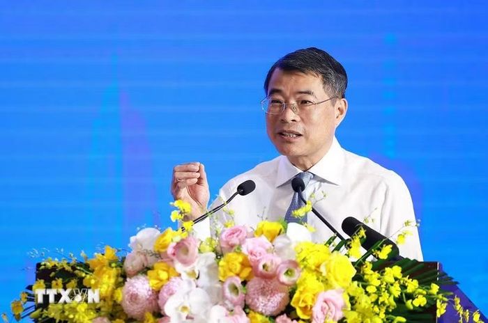 Thủ tướng Lê Minh Hưng phát biểu tại buổi đối thoại với thanh niên với chủ đề "Phát huy vai trò thanh niên Việt Nam trong khởi nghiệp, đổi mới sáng tạo, góp phần thúc đẩy tăng trưởng và tạo việc làm". (Ảnh: Dương Giang/TTXVN)