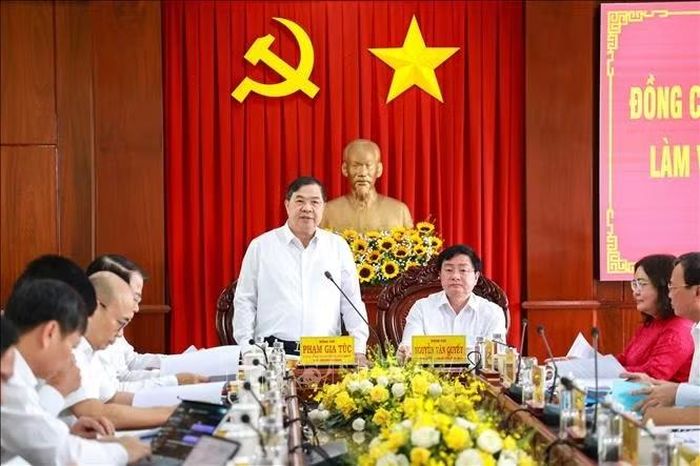 Phó Thủ tướng Chính phủ Phạm Gia Túc dẫn đầu Đoàn công tác Trung ương làm việc với tỉnh Tây Ninh về tình hình phát triển kinh tế - xã hội năm 2026.