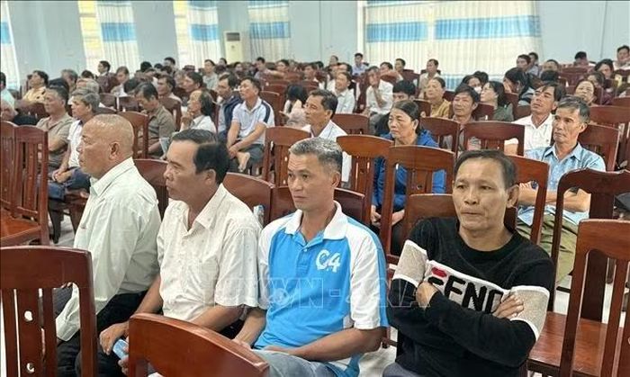 Ngư dân được tuyên truyền các quy định chống khai thác IUU.