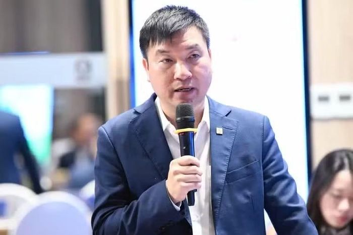 Ông Đồng Đức Giang, Giám đốc Trung tâm Thẻ, Ngân hàng Agribank chia sẻ việc đưa thanh toán số đến gần hơn với người dân nông thôn.