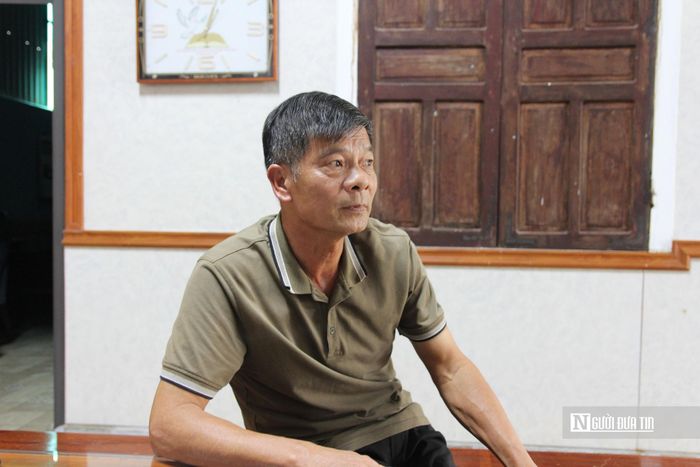 Nhiều năm làm trưởng thôn, ông Chính xem đó là vinh dự khi được đóng góp công sức cho quê hương.