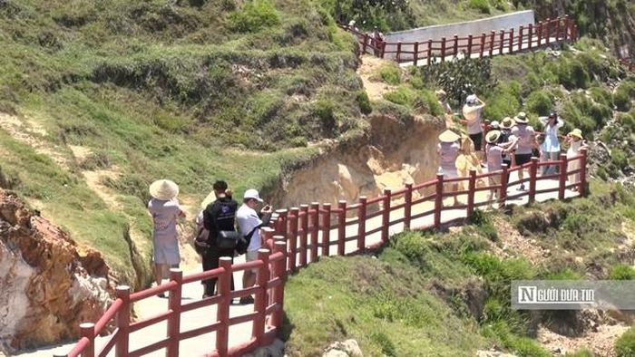 Eo Gió - điểm đến nổi tiếng của tỉnh Gia Lai ở phía Đông.