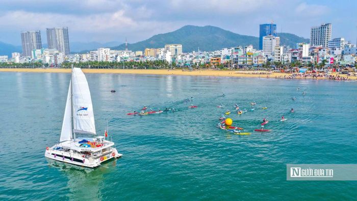 Biển Quy Nhơn với những sản phẩm du lịch mới, hứa hẹn mang tới trải nghiệm thú vị cho khách quốc tế. Ảnh: Nguyễn Dũng