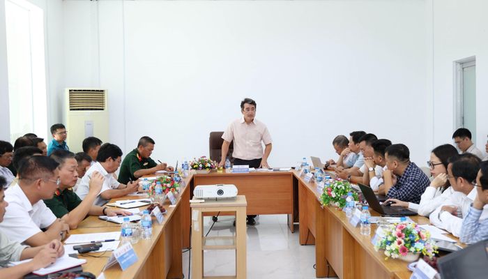 Thành viên HĐTV EVN Đặng Huy Cường phát biểu kết luận chương trình làm việc. Ảnh: Diệp Anh/Bnews/vnanet.vn