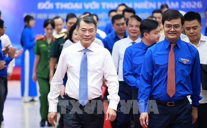 Thủ tướng Lê Minh Hưng đến tham dự đối thoại với thanh niên năm 2026. Ảnh: Dương Giang – TTXVN