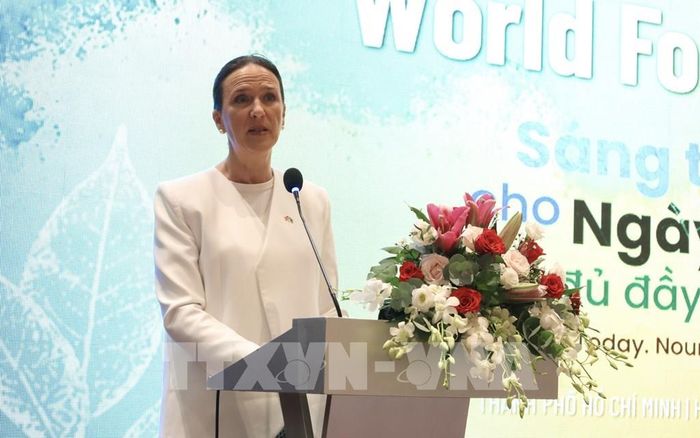 Bà Kate Wallace, Tổng Lãnh sự Australia tại TP. Hồ Chí Minh, phát biểu tại hội nghị. Ảnh: Xuân Anh - TTXVN