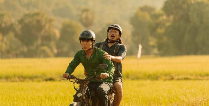 Trại Buôn Người hiện vượt mốc 426 tỷ đồng, chỉ còn cách thành tích khoảng 450 tỷ đồng của Thỏ Ơi!! chưa đến 24 tỷ đồng. 