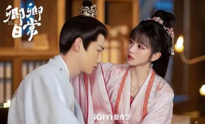 Tinh Hán Xán Lạn là một trong những phim cổ trang ngôn tình thành công của những năm gần đây. Khi lên sóng, bộ phim phải cạnh tranh với nhiều tác phẩm đáng chú ý nhưng vẫn âm thầm tạo nên lượng người xem lớn nhờ câu chuyện tình cảm nhẹ nhàng và cách xây dựng nhân vật. Ảnh: iQIYI
