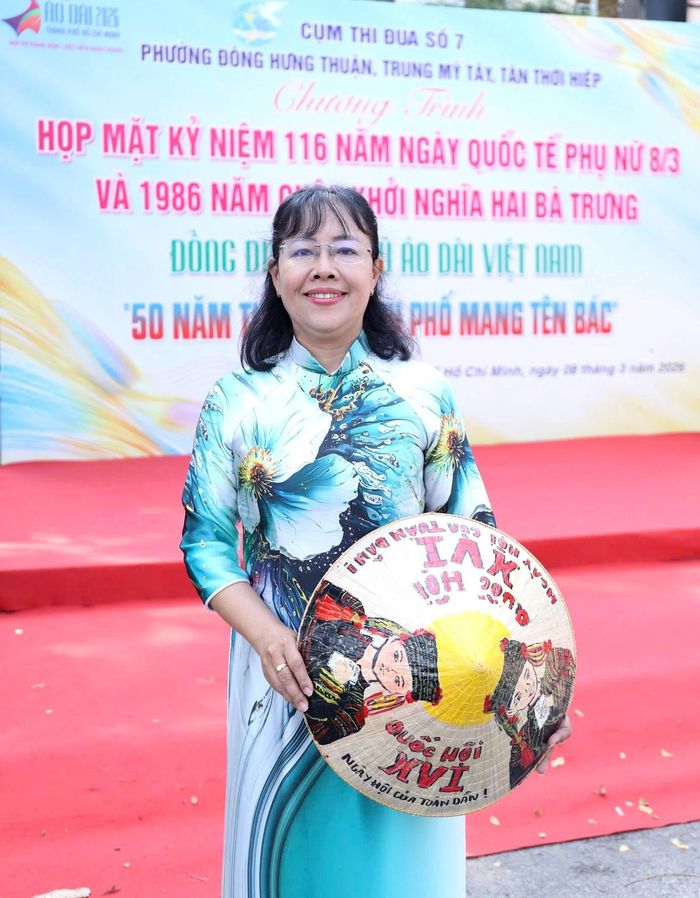 Chị Nguyễn Ngọc Yến là một cán bộ năng nổ, có nhiều sáng kiến trong các hoạt động. Ảnh: NVCC