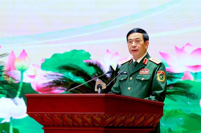 Đại tướng Phan Văn Giang, Ủy viên Bộ Chính trị, Phó Thủ tướng Chính phủ, Phó Bí thư Quân ủy Trung ương, Bộ trưởng Bộ Quốc phòng, phát biểu chỉ đạo
