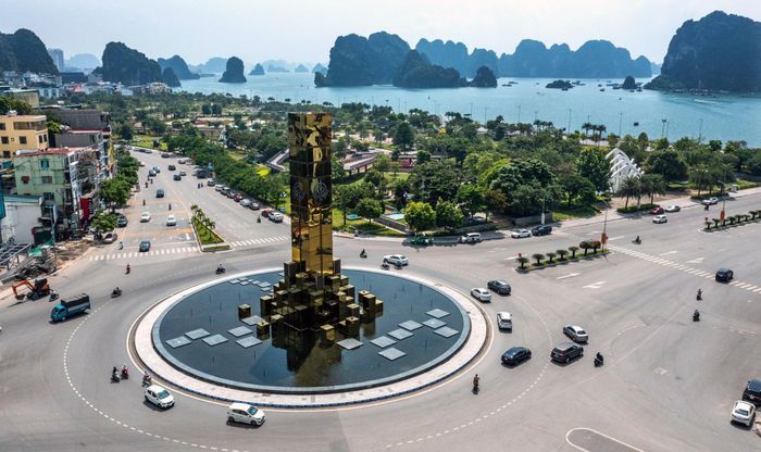 Du lịch tiếp tục là đòn bẩy giúp Quảng Ninh phát huy lợi thế tự nhiên, văn hóa và hạ tầng dịch vụ. Ảnh: Hoàng Anh