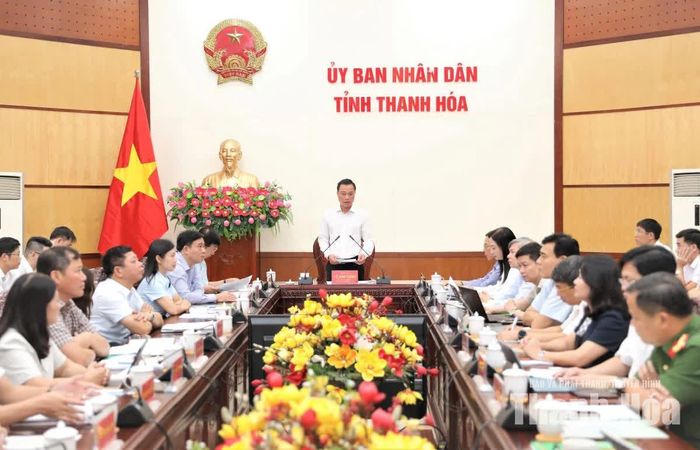 Chủ tịch UBND tỉnh Thanh Hóa Tô Anh Dũng phát biểu tại hội nghị.