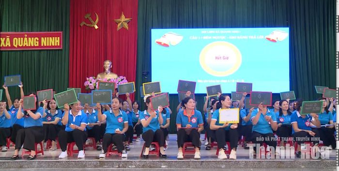Hội thi “Rung chuông vàng” tìm hiểu về lịch sử Đảng và truyền thống Hội Liên hiệp Phụ nữ Việt Nam.