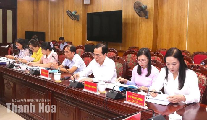 Các đại biểu dự hội nghị.