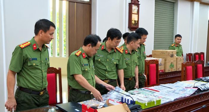 Đại tá Lê Ngọc Anh, Phó Giám đốc, Thủ trưởng Cơ quan An ninh điều tra, Công an tỉnh Thanh Hoá trực tiếp chỉ đạo công tác điều tra vụ án.