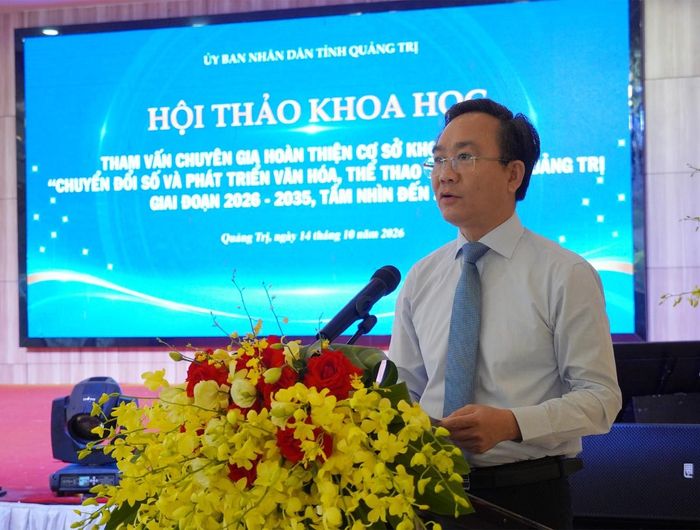 Phó Chủ tịch UBND tỉnh Quảng Trị Hoàng Xuân Tân phát biểu tại hội thảo. Ảnh: Mai Anh