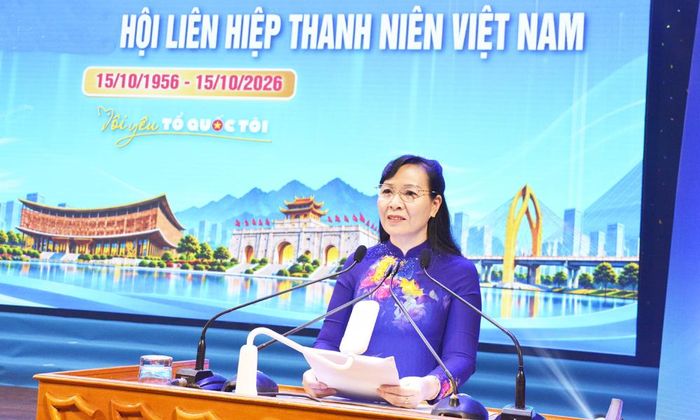 Đồng chí Nguyễn Thị Hà phát biểu chỉ đạo tại Lễ kỷ niệm.