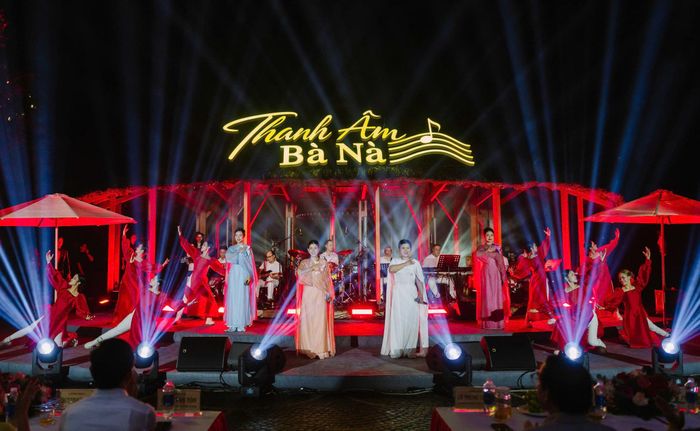 Chương trình “Thanh âm Bà Nà” quy tụ nghệ sĩ trong và ngoài Đà Nẵng cùng tham gia biểu diễn. Ảnh: ĐVCC