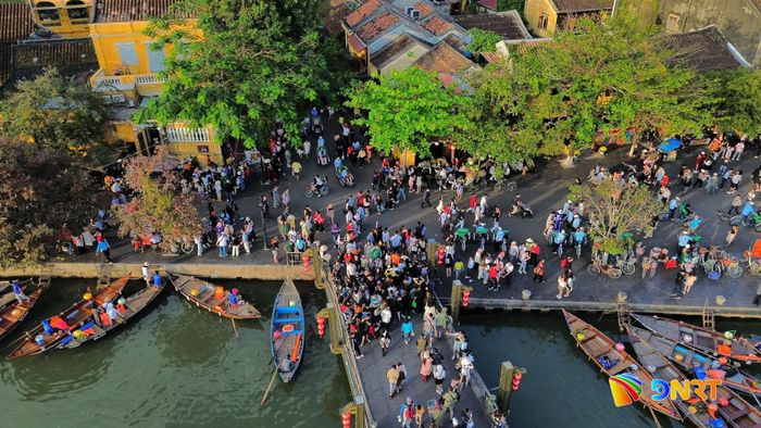 Đà Nẵng định hướng phát triển các sản phẩm du lịch chất lượng cao, kéo dài thời gian lưu trú của du khách. Ảnh minh họa: T.CÔNG