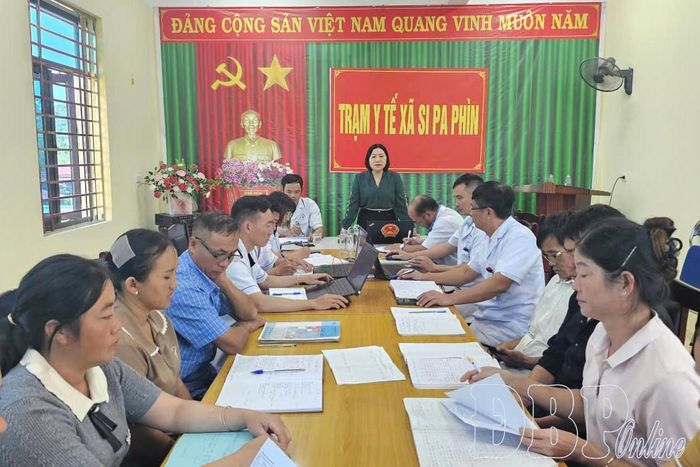 Xã Si Pa Phìn họp triển khai công tác rà soát, phòng, chống tảo hôn, hôn nhân cận huyết thống trên địa bàn.