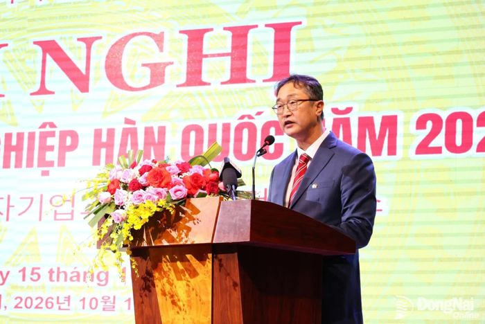 Tổng Lãnh sự Hàn Quốc tại Thành phố Hồ Chí Minh Jung Jung Tae phát biểu tại hội nghị. Ảnh: Ngọc Liên
