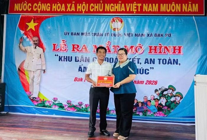  Ủy ban MTTQVN xã hỗ trợ 5 triệu đồng triển khai thực hiện mô hình. Ảnh: Nguyễn Tú 