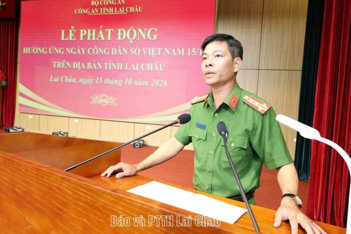 Đại tá Lê Anh Hưng – Phó Giám đốc Công an tỉnh phát biểu tại Lễ phát động. 