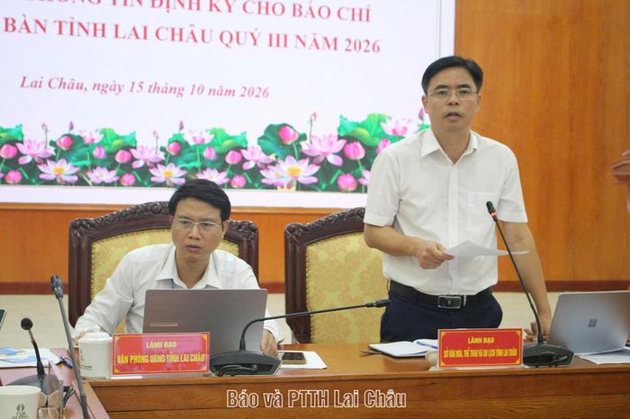 Đồng chí Trần Quang Kháng - Phó Giám đốc Sở Văn hóa, Thể thao và Du lịch phát biểu kết luận Họp báo.