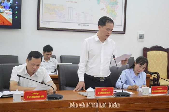 Lãnh đạo Sở Tài chính thông tin về tình hình phát triển kinh tế - xã hội 9 tháng đầu năm 2026.