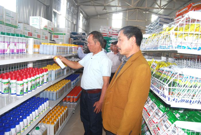 Tăng cường kiểm tra vật tư nông nghiệp đảm bảo chất lượng phục vụ sản xuất theo tiêu chuẩn