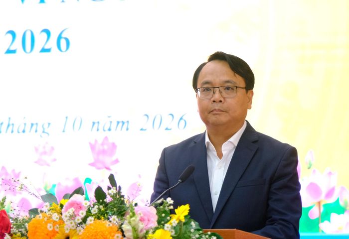 Đồng chí Đặng Hồng Sỹ, Phó Bí thư Thường trực Tỉnh ủy phát biểu tại buổi lễ
