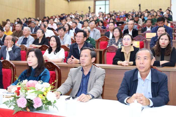 Lãnh đạo Ủy ban MTTQ Việt Nam tỉnh, các sở, ban, ngành dự lễ phát động