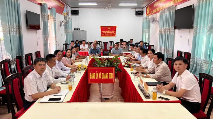Đảng ủy xã Quảng Sơn tham gia hội nghị trực tuyến