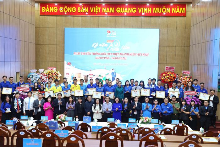 Tỉnh Đoàn, Hội LHTN Việt Nam tỉnh Lâm Đồng tổ chức Kỷ niệm 70 năm Ngày truyền thống Hội LHTN Việt Nam (15/10)